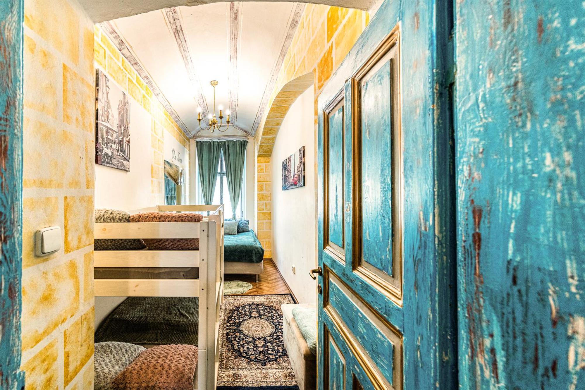 Fairytale Castle Apartment Прага Экстерьер фото